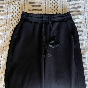 Women’s Black Sweatpants